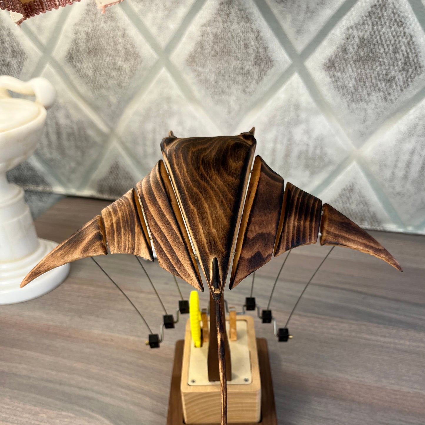 Ocean Workshop™ Handcrafted Wooden Manta Ray Automaton